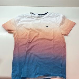 Hollister t shirt